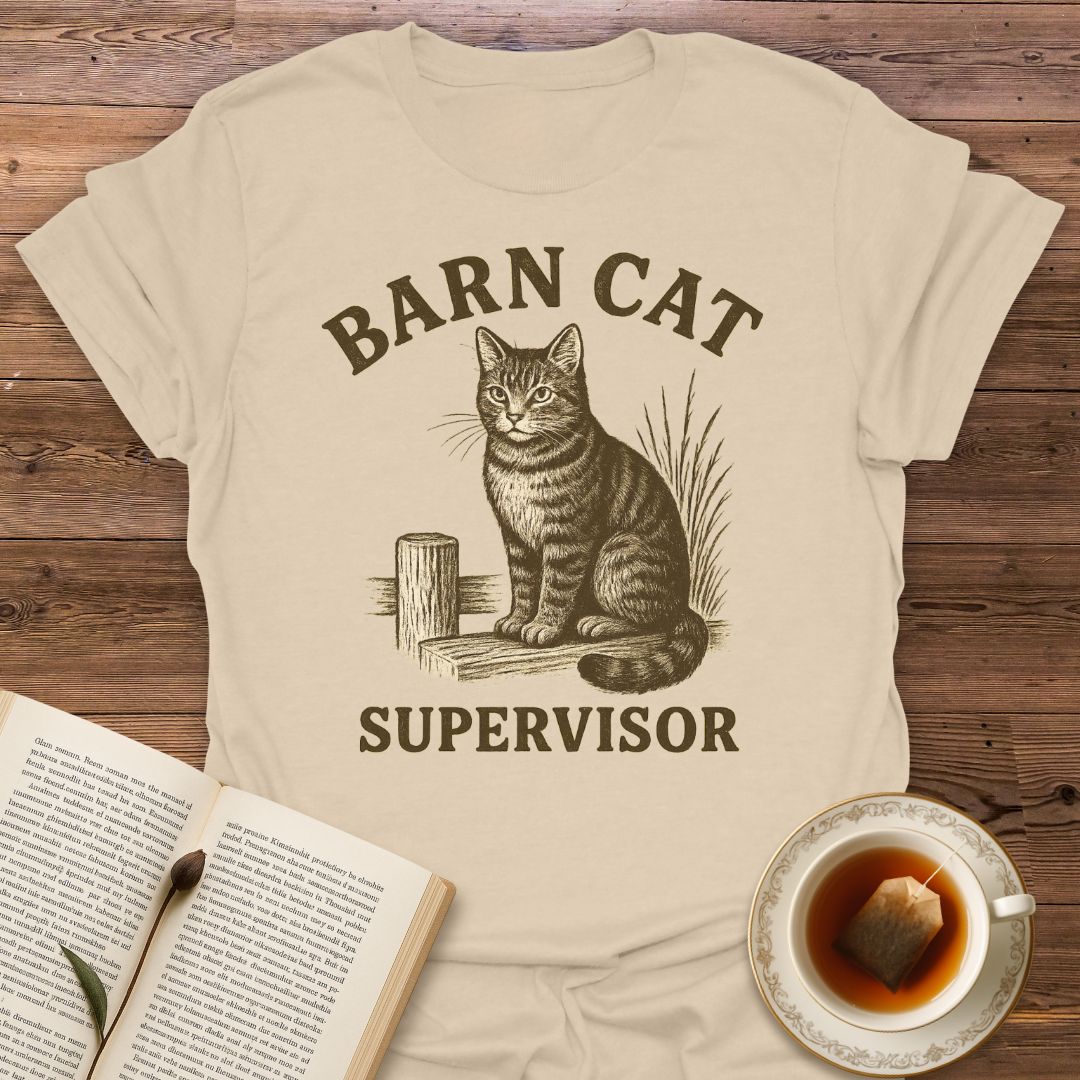 Barn Cat Supervisor - Classic T-Shirt